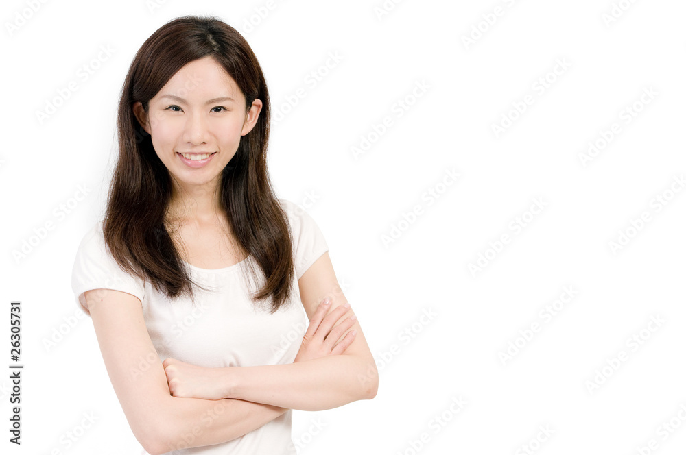 腕組みする女性 腕組みする女性