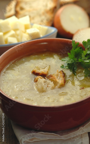 Onion soup - Zuppa di cipolle