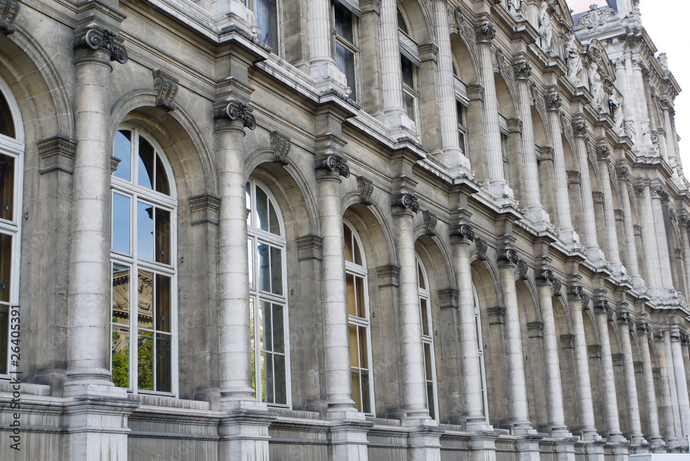 Classical architecture in Paris