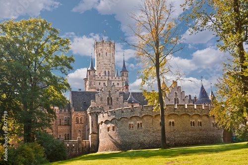 Obraz na płótnie Schloss Marienburg 3 w salonie