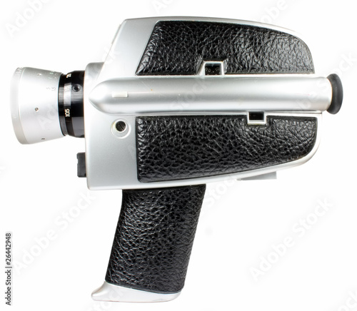 Alte Super-8-Kamera freigestellt