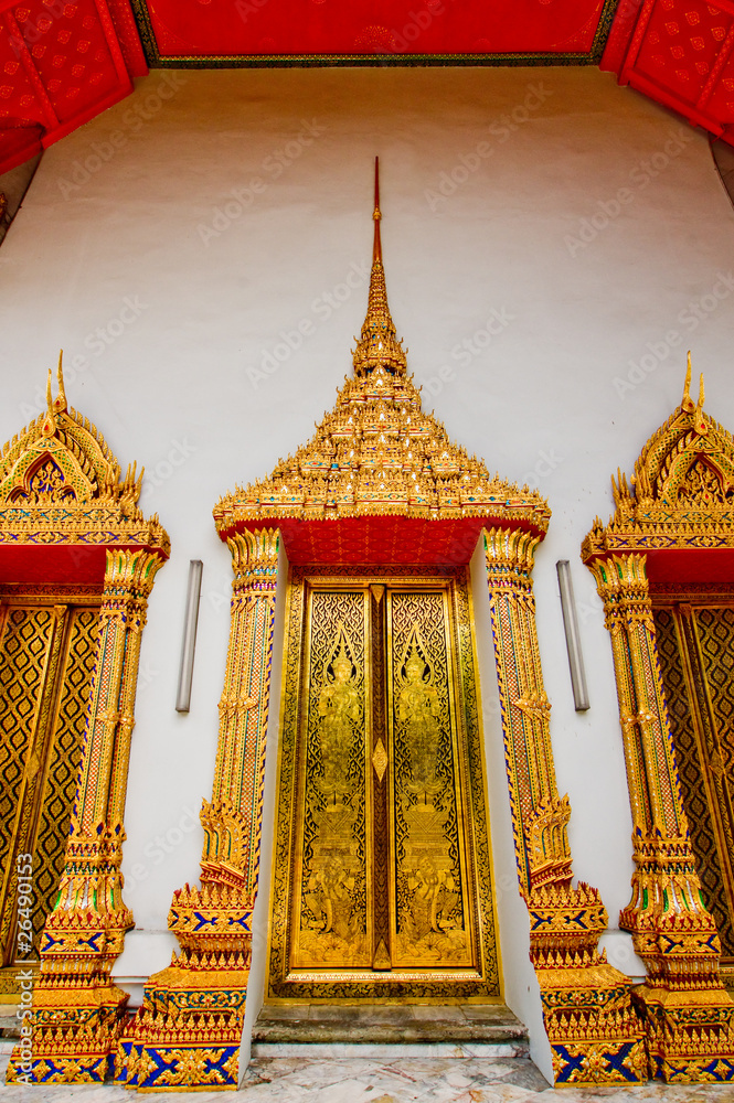 Fototapeta premium Traditional Thai style church