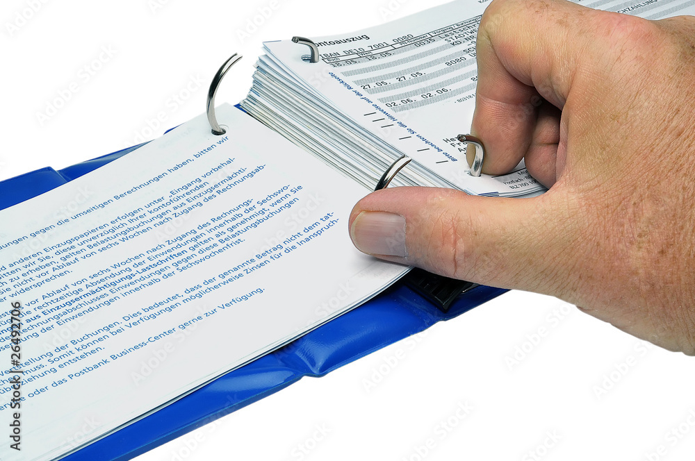 Kontoauszüge 101005030 StockFoto Adobe Stock