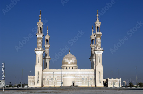 Wallpaper Mural Sheikh Zayed Mosque Ras al Khaimah Dubai Torontodigital.ca