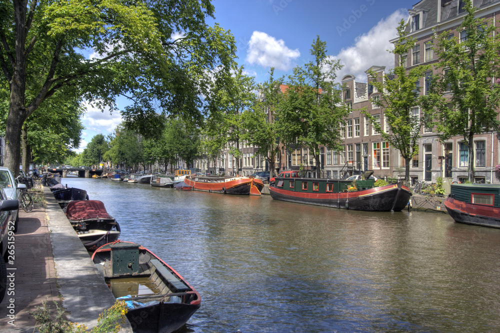 Naklejka premium Quiet Amsterdam Canal