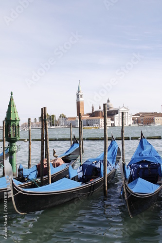 Gondeln in Venedig © Christian Colista