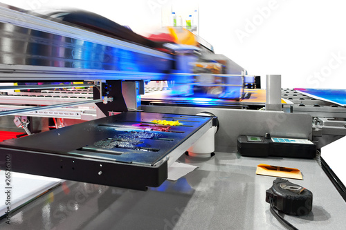 Working industrial large format UV inkjet printer photo