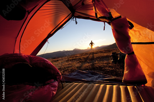 Sonnenaufgang im Zelt in Lappland