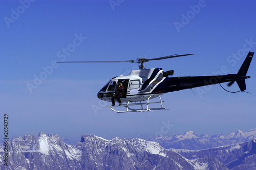 Fototapeta Naklejka Na Ścianę i Meble -  helicopter flight