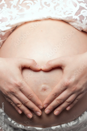 Wallpaper Mural Heart Shaped Pregnancy Portrait Torontodigital.ca