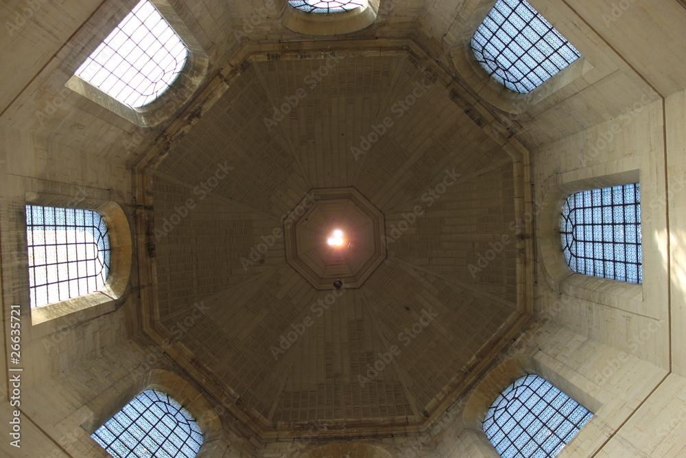 Dôme de la chapelle Saint Louis de la Salpêtrière à Paris	