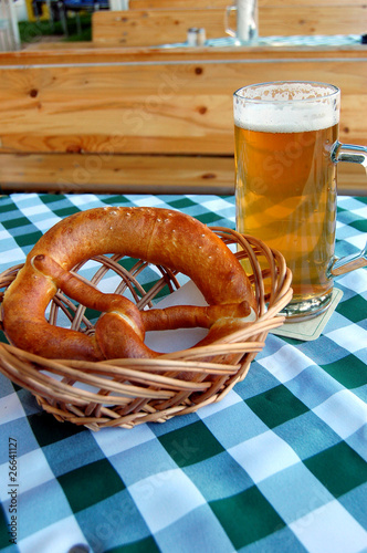 Beer and Pretzek