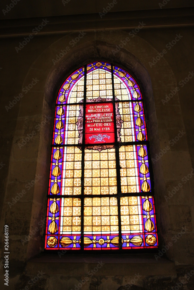 Vitrail de l'église Sainte Marguerite à Paris
