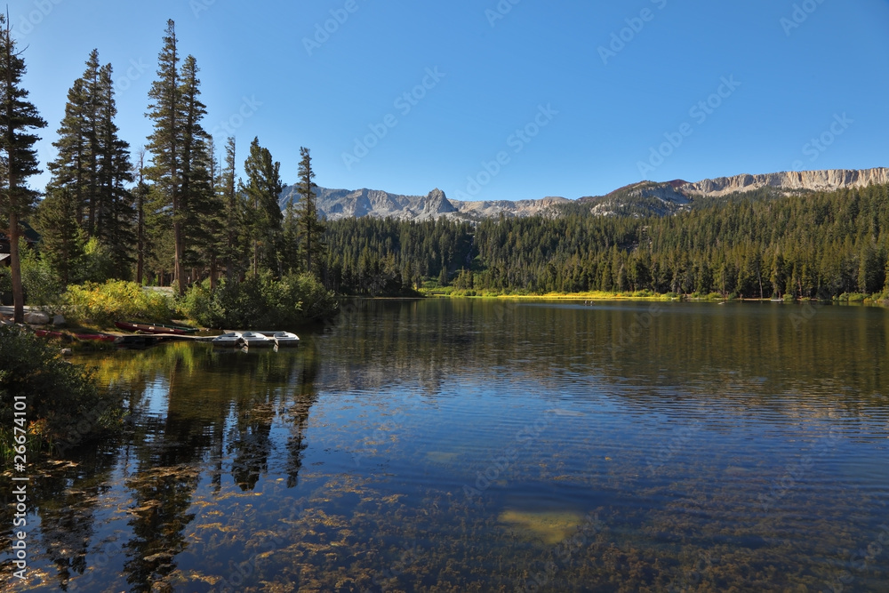 The quiet mountain Mammoth lake