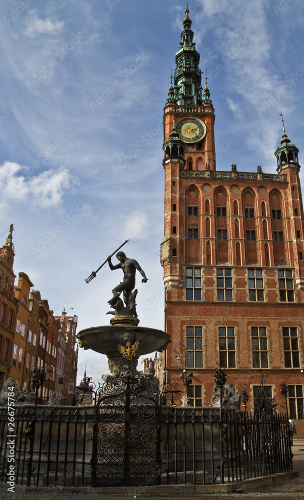 Fototapeta premium Fountain of the Neptune and city hall in Gdansk - Poland