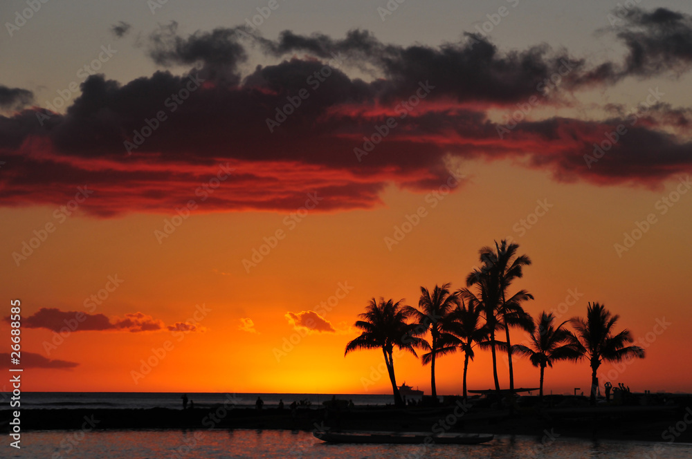 sunset on the beach waikiki honolulu at the palms