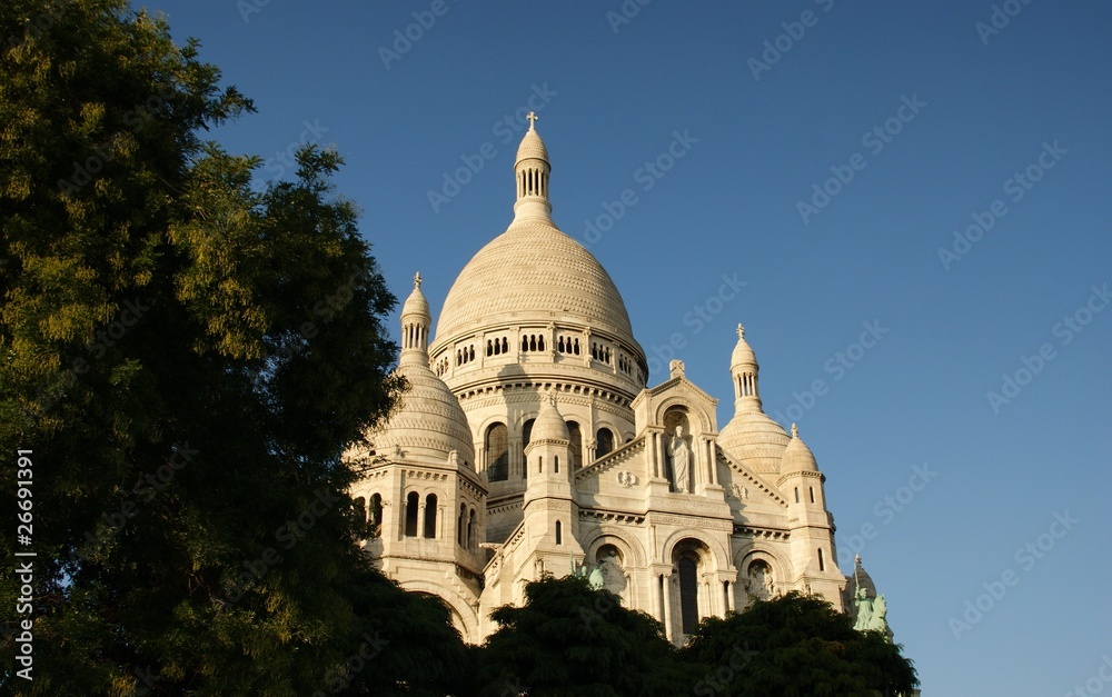 Clocher du sacré coeur à Montmartre