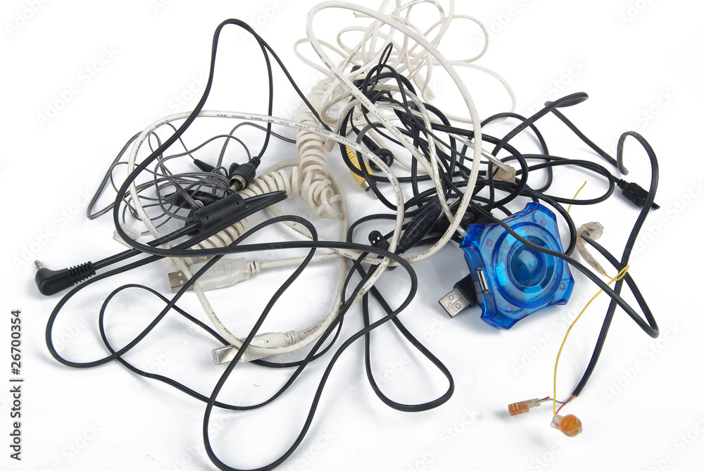 Confusing cables Confusing cables