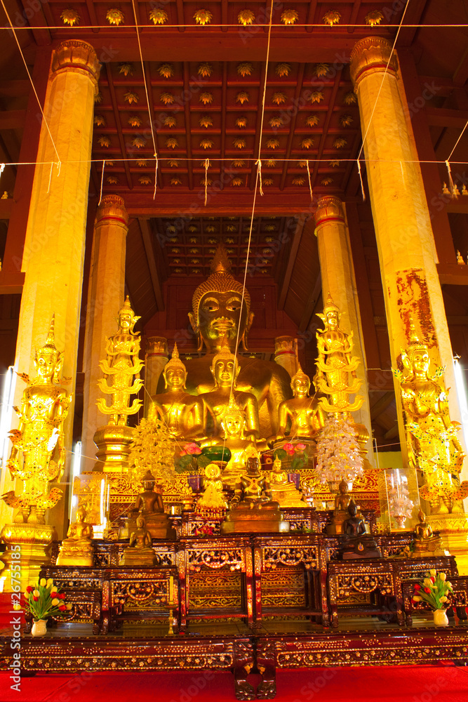Arrange of Buddha image