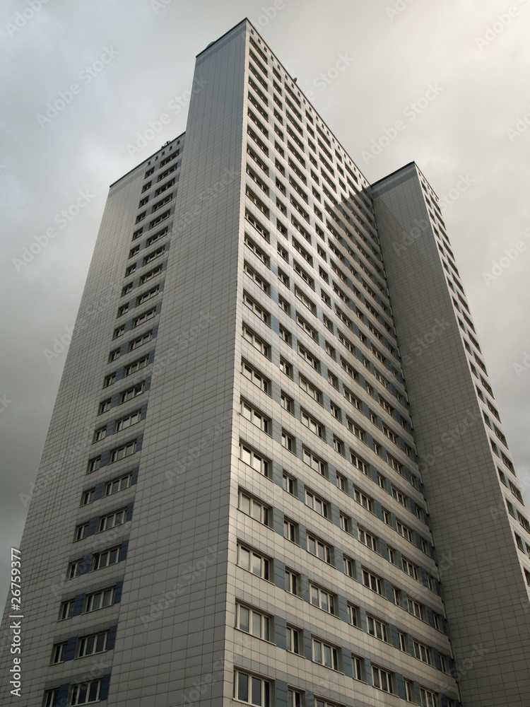 Obraz premium Hochhaus in Rostock,Meckelnburg-Vorpommern,Deutschland