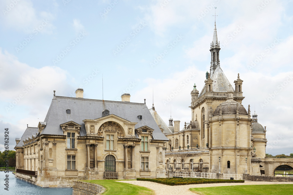 Chateau Chantilly - Castle in France