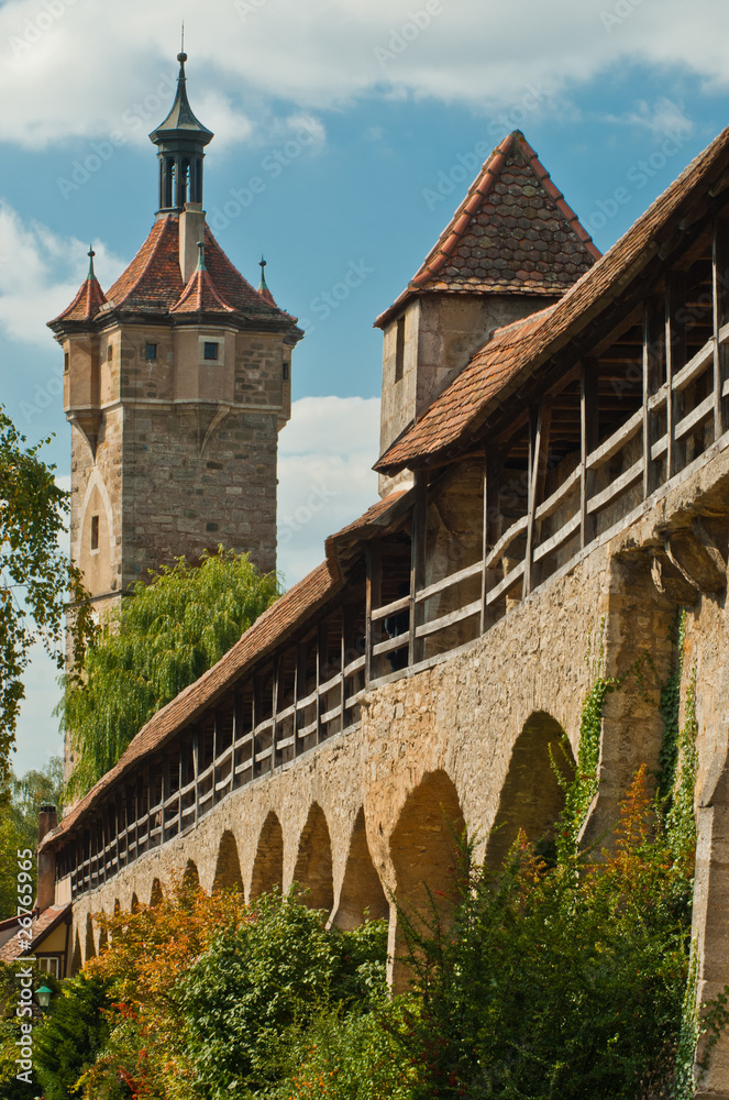 Rothenburg ob der Tauber, Wehrmauer mit Klingenturm
