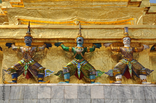 Canvas Print Temple Figures in Bangkok