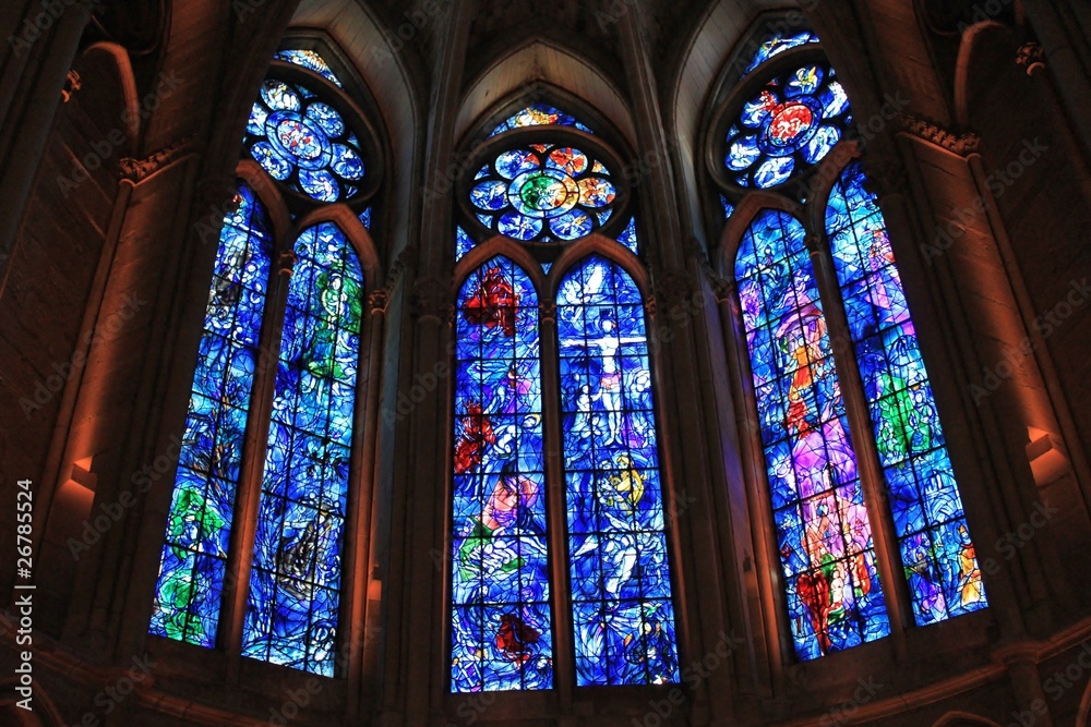 Kirchenfenster von Chagall in der Kathedrale von Reims