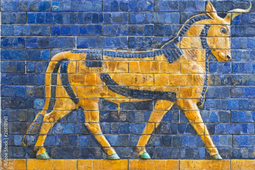 Stampa su tela Golden Calf, ancient mosaic, Assyria