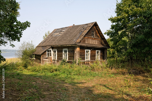 Old wooden house in village © Alexandr Blinov
