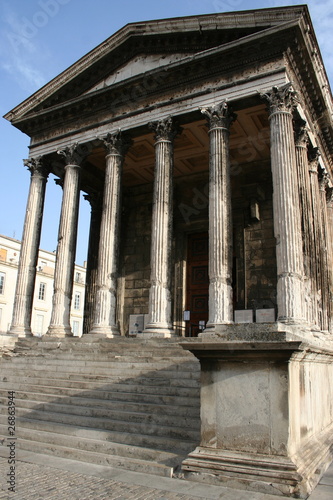 Maison carrée à Nîmes