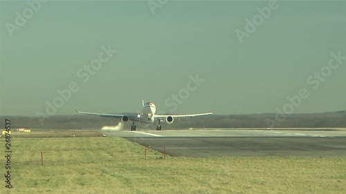 startendes Flugzeug