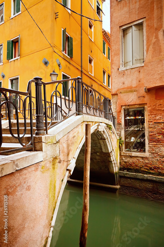 Small bridge in Venice © sborisov