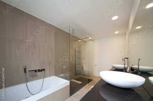 modern bathroom 