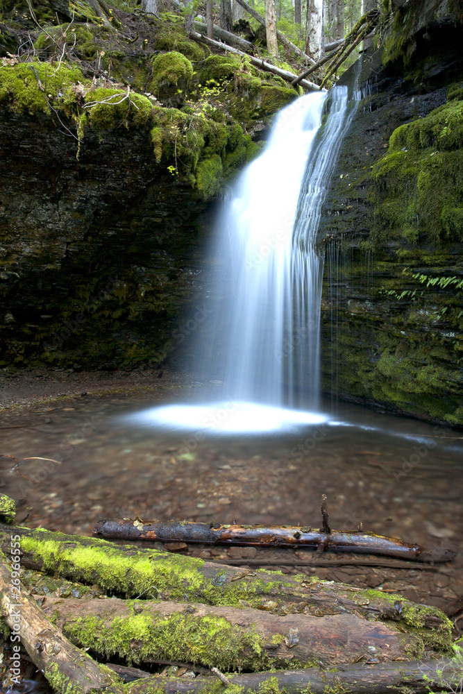 Fototapeta premium The picturesque Shadow Falls.