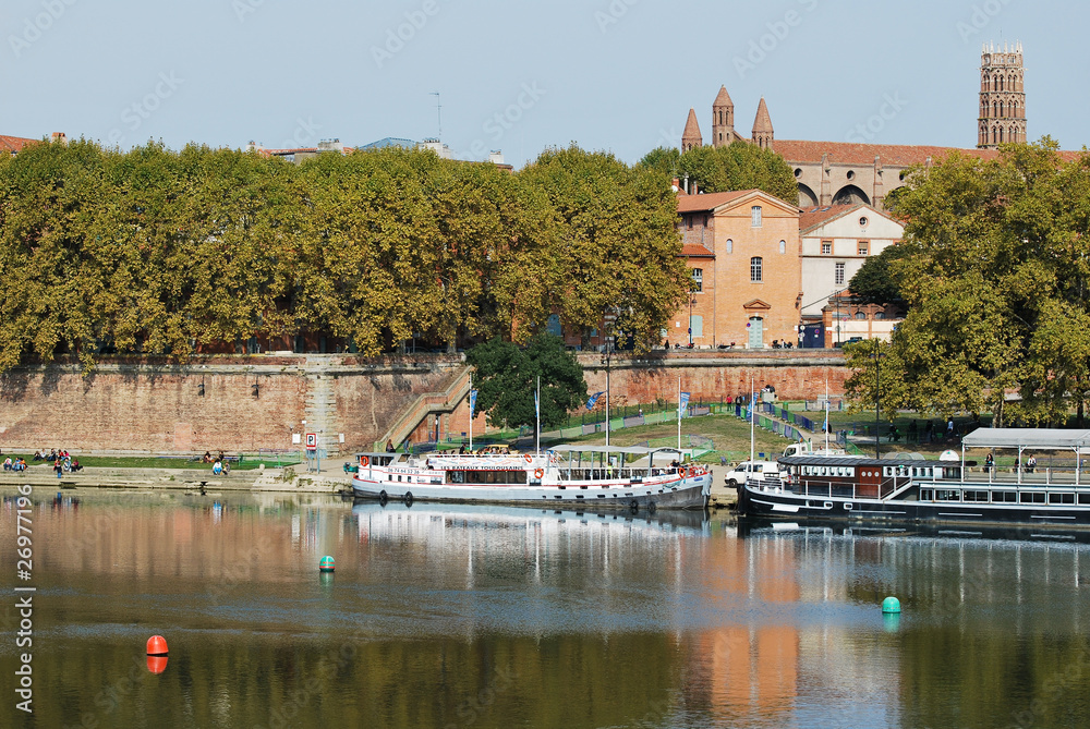 Les Augustins et la Garonne à Toulouse