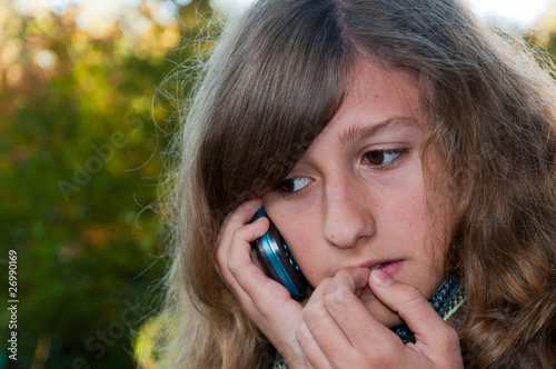 adolescente au téléphone 5