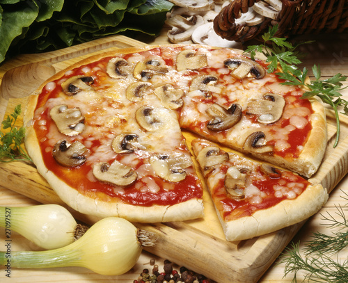 Pizza with mushrooms