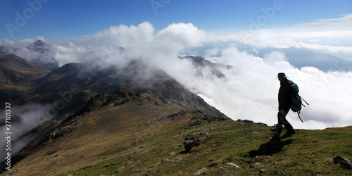 Wandern über den Wolken - hiking above the clouds © Konstanze Gruber
