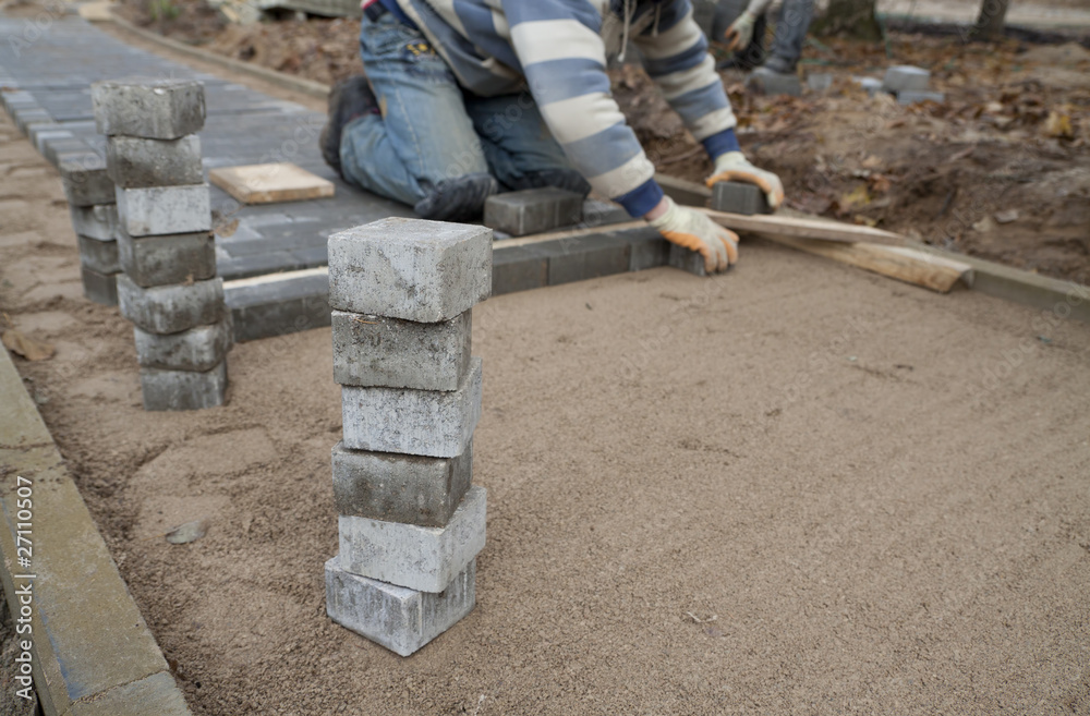 bricklayer bricklayer