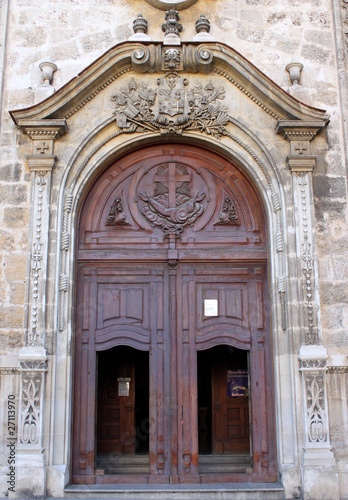 Porte d'immeuble à La Havane, Cuba