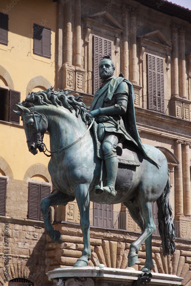 Fototapeta premium statue de victor emmanuel 2 florence