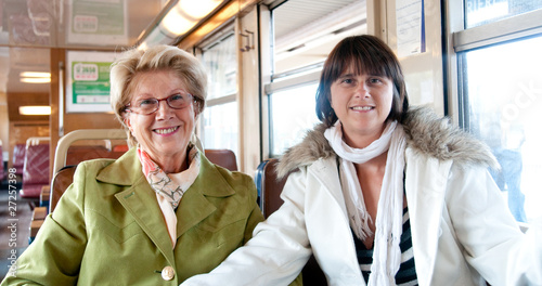 Quadro su tela deux femmes dans le train