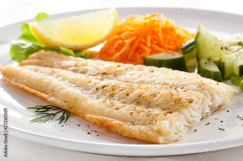 Canvas Print Fish dish - fried fish fillet with vegetables