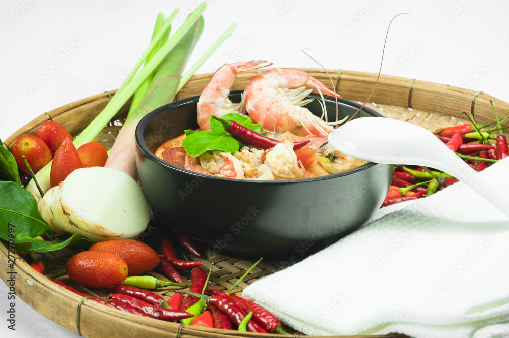 Tom Yam kum - Thai Spicy Shrimp Soup