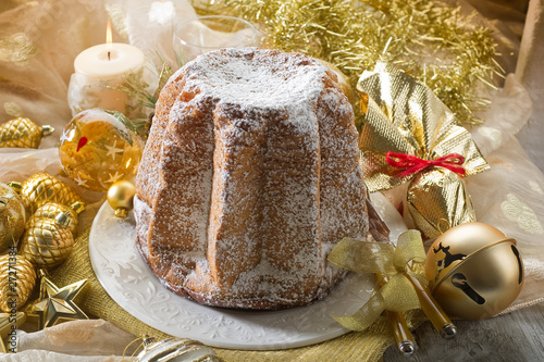 pandoro traditional italian christmas cake-pandoro photo