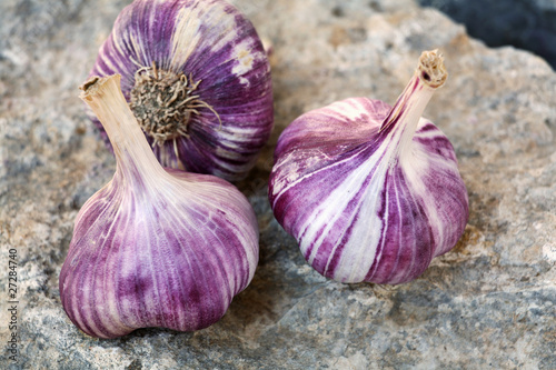 Ail violet