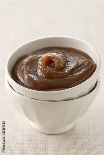 Fototapeta Naklejka Na Ścianę i Meble -  Bol de crème de marron