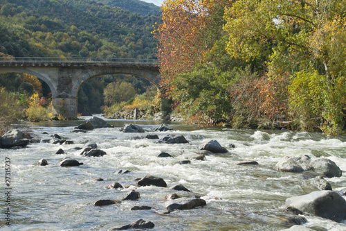 riviere corse (le golo) et pont de barchetta photo