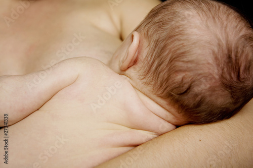 Quadro em tela Bébé mange